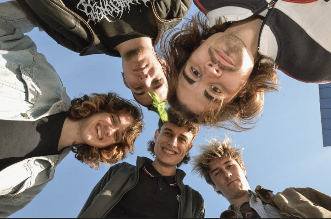 Chavalada sound: Mala Gestión